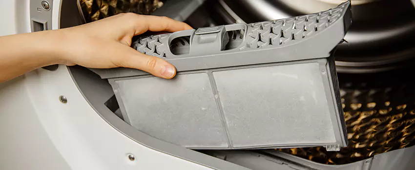 Signs Of A Clogged Dryer Lint Trap in Martinez, California